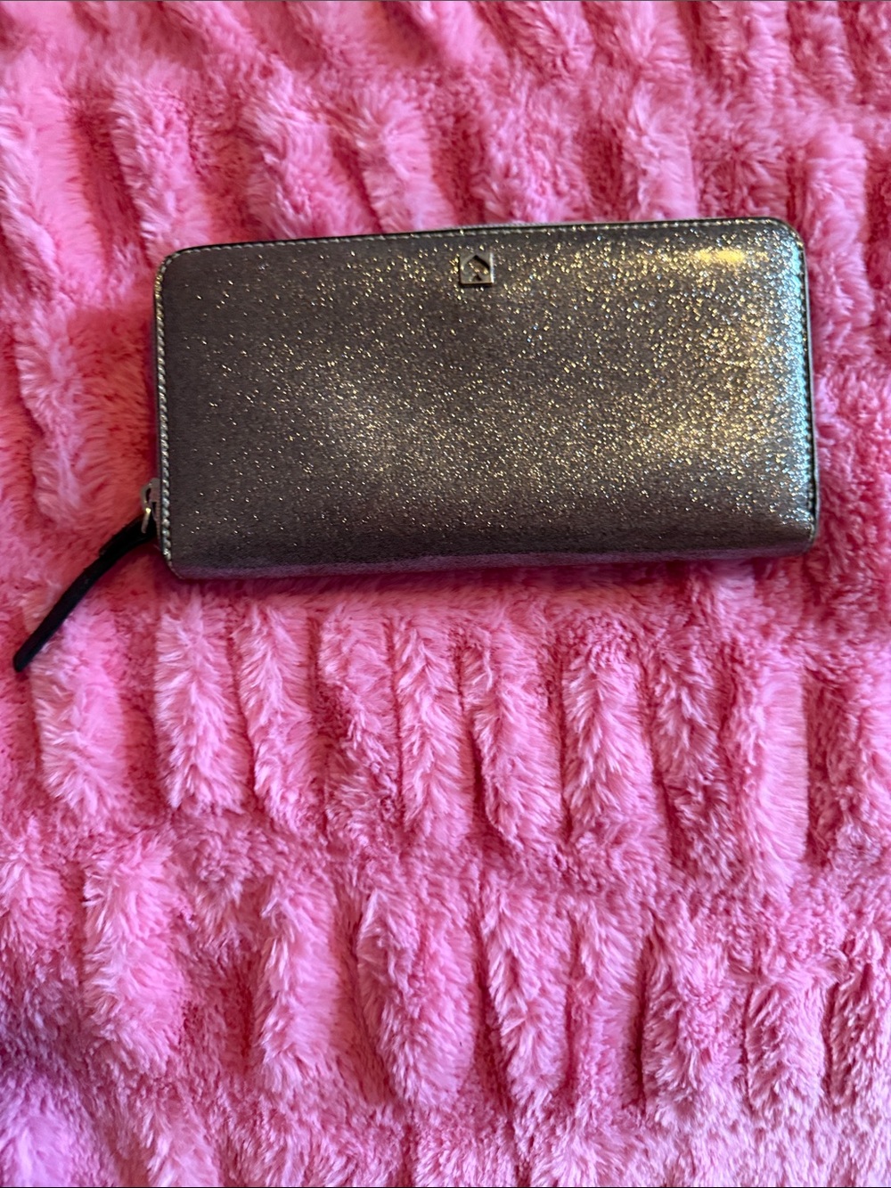 Kate Spade Glitter Zip-Around Wallet - Metallic Pewter